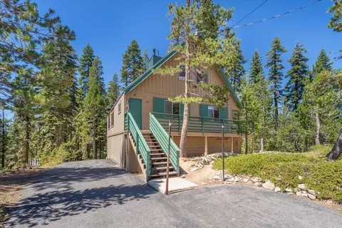 7121 Soda Springs Rd, Soda Springs, CA 95728