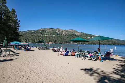 15435 Cedar Point Dr, Truckee, CA 96161 photo 17