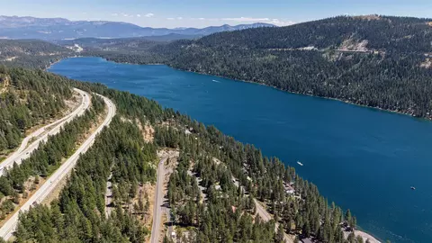 15435 Cedar Point Dr, Truckee, CA 96161 photo 13