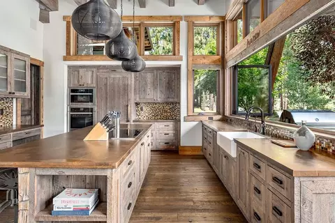 Kitchen - 8408 Jake Teeter, Truckee, CA 96161 photo 1 of 2