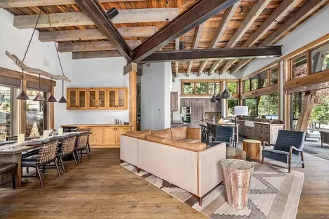 Living - 8408 Jake Teeter, Truckee, CA 96161 photo 2 of 3