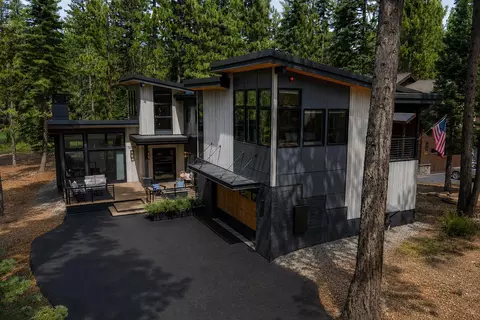 Exterior - 12766 Skiview Loop, Truckee, CA 96161 photo 4 of 6