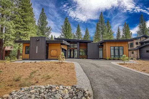 11111 Henness Rd, Truckee, CA 96161 photo 19