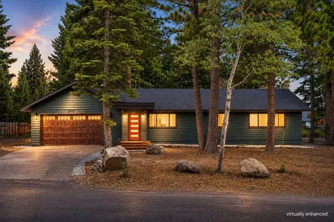 3960 Lacrosse Dr, Carnelian Bay, CA 96140