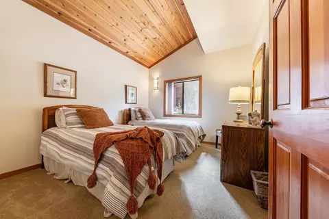 Bedroom - 103 Basque # 4, Truckee, CA 96161 photo 3 of 4