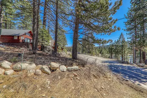 13014 Donner Pass Rd, Truckee, CA 96161 photo 9