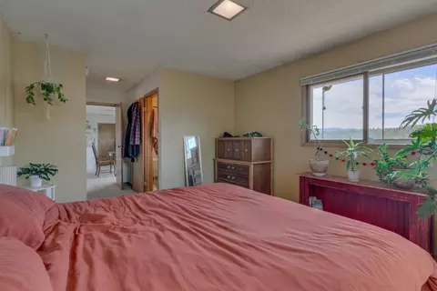 Bedroom - 10035 Keiser Ave, Truckee, CA 96161 photo 2 of 2