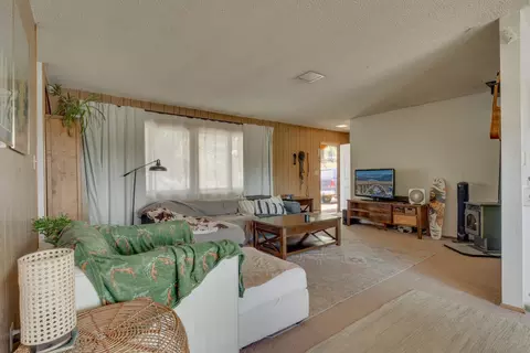 Living - 10035 Keiser Ave, Truckee, CA 96161 photo 3 of 3