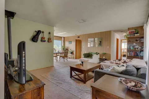 Living - 10035 Keiser Ave, Truckee, CA 96161 photo 1 of 3