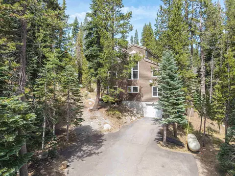 7231 Alpine Way, Soda Springs, CA 95728