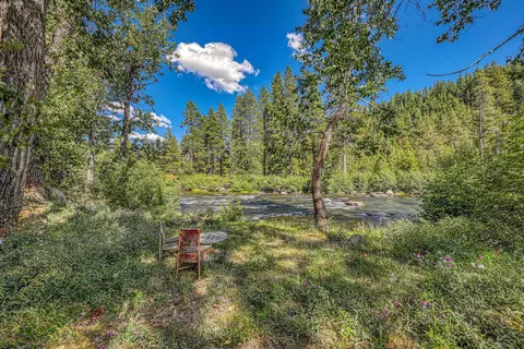 10584 Foxmead Ln, Truckee, CA 96161