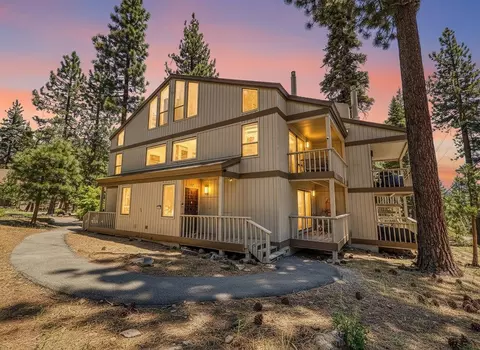 1001 Commonwealth Dr, Kings Beach, CA 96143