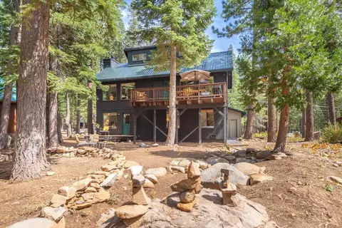 Exterior - 13753 Skiview Loop, Truckee, CA 96161 photo 3 of 8