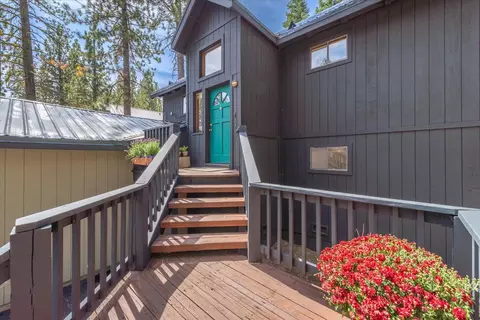 Exterior - 13753 Skiview Loop, Truckee, CA 96161 photo 2 of 8