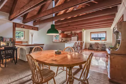 Dining - 13753 Skiview Loop, Truckee, CA 96161 photo 2 of 2