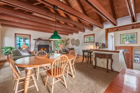 Dining - 13753 Skiview Loop, Truckee, CA 96161 photo 1 of 2