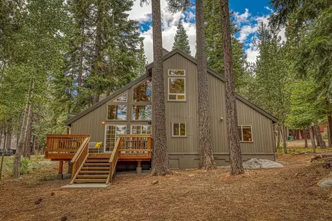 Exterior - 14062 Skiview Loop, Truckee, CA 96161 photo 5 of 5