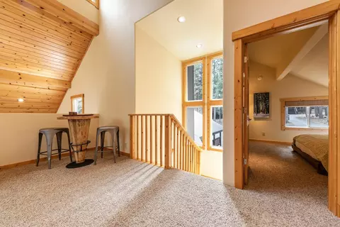 Entry Way - 14062 Skiview Loop, Truckee, CA 96161 photo 3 of 4
