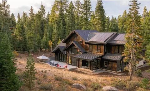 Exterior - 10637 Carson Range Rd, Truckee, CA 96161 photo 4 of 4