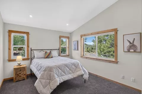 Bedroom - 16138 Lance Dr, Truckee, CA 96161 photo 3 of 5