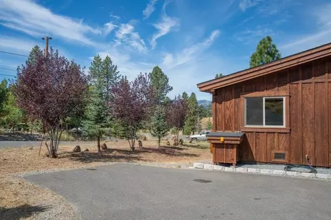Exterior - 16138 Lance Dr, Truckee, CA 96161 photo 9 of 9