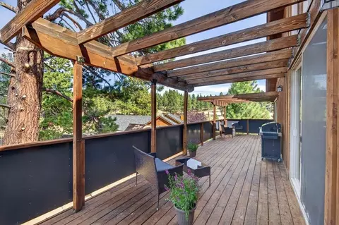 Exterior - 16138 Lance Dr, Truckee, CA 96161 photo 1 of 9