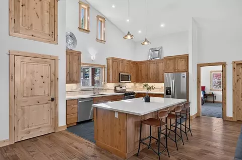 Kitchen - 16138 Lance Dr, Truckee, CA 96161 photo 1 of 2