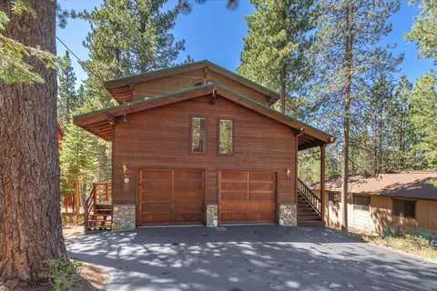 11204 Mougle Ln, Truckee, CA 96161