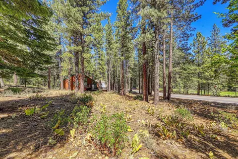 139 Basque, Truckee, CA 96161 photo 6