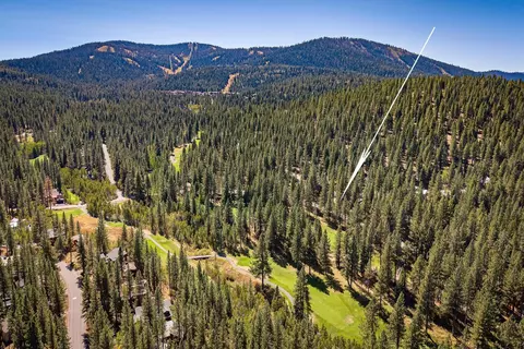 139 Basque, Truckee, CA 96161 photo 8