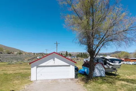 Exterior - 94101 Highway 70, Chilcoot, CA 96105 photo 2 of 2