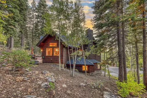 Exterior - 1949 Gray Wolf, Truckee, CA 96161 photo 7 of 10