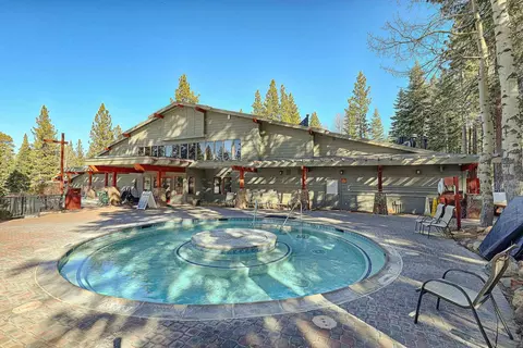Exterior - 1949 Gray Wolf, Truckee, CA 96161 photo 10 of 10