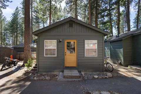 8683 Rainbow Ave, Kings Beach, CA 96143