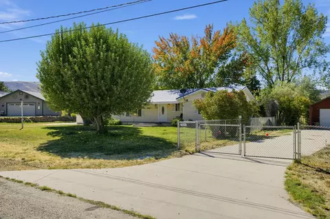 Exterior - 426 Rancho Cir, Loyalton, CA 96118 photo 6 of 15