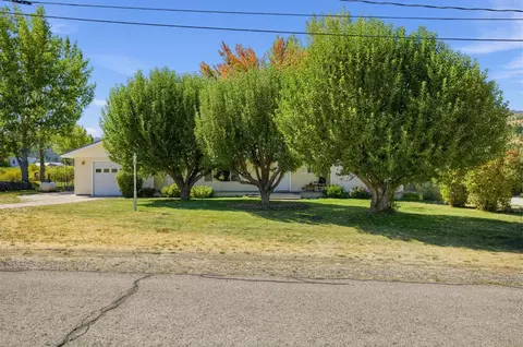 Exterior - 426 Rancho Cir, Loyalton, CA 96118 photo 3 of 15