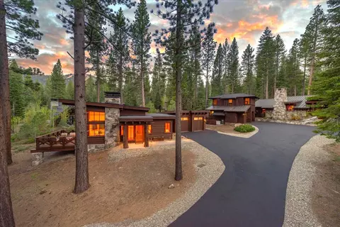 12236 Pete Alvertson Dr, Truckee, CA 96161