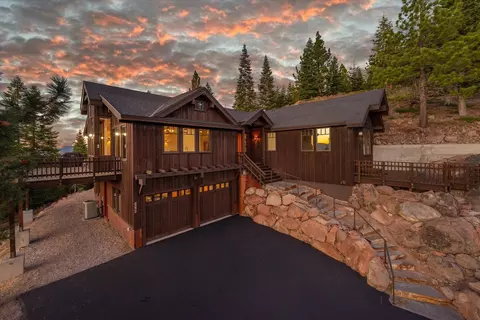 12797 Crest Way, Truckee, CA 96161