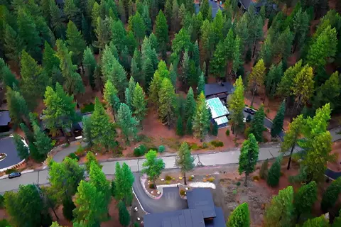 11925 Saddleback Dr, Truckee, CA 96161 photo 4