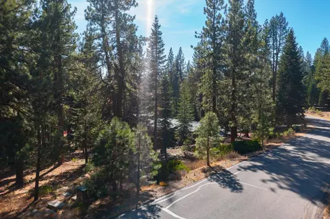 11925 Saddleback Dr, Truckee, CA 96161 photo 15