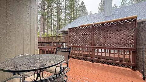 Exterior - 252 Tamarack Ct, Blairsden, CA 96103 photo 5 of 7