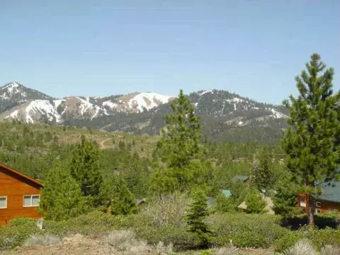 12974 Pinnacle Loop, Truckee, CA 96161 photo 3