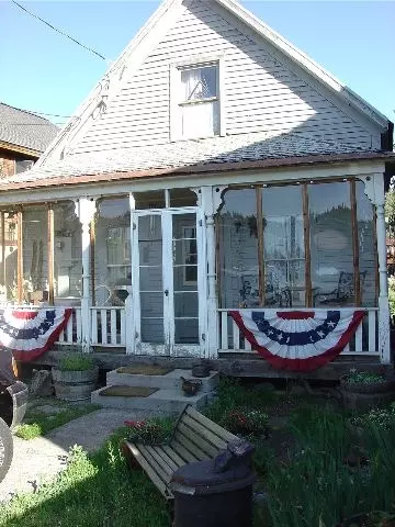 10049 E River St, Truckee, CA 96161 photo 2