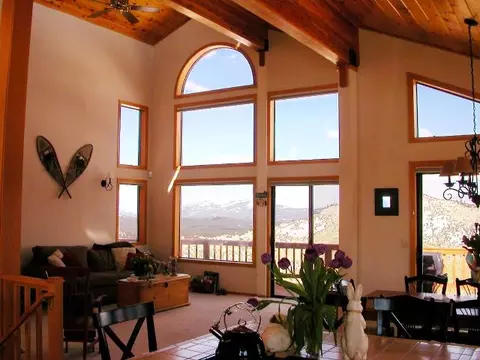 12957 Pinnacle Loop, Truckee, CA 96161 photo 3