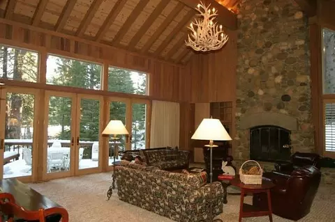 515 Wolf Tree, Truckee, CA 96161 photo 2