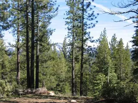 10862 Passage Pl, Truckee, CA 96161 photo 1