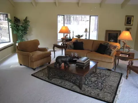 7 Evergreen Cir, Graeagle, CA 96103 photo 3
