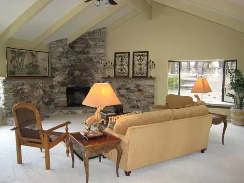 7 Evergreen Cir, Graeagle, CA 96103 photo 2