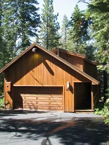 13118 Skiview Lp, Truckee, CA 96161 photo 2