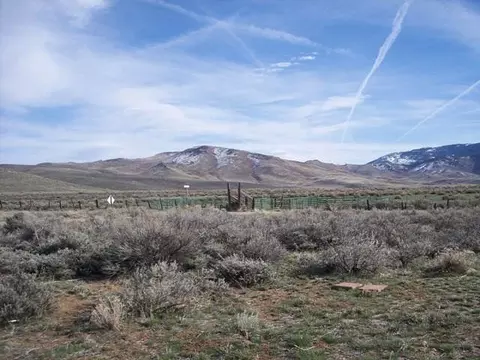 93875 Chilcoot Ave, Chilcoot, CA 96105 photo 6
